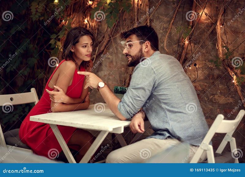 AVODATE.COM: A COMPREHENSIVE ANALYSIS OF THE CURRENT TRANSFORMATION IN ONLINE INTERNET DATING